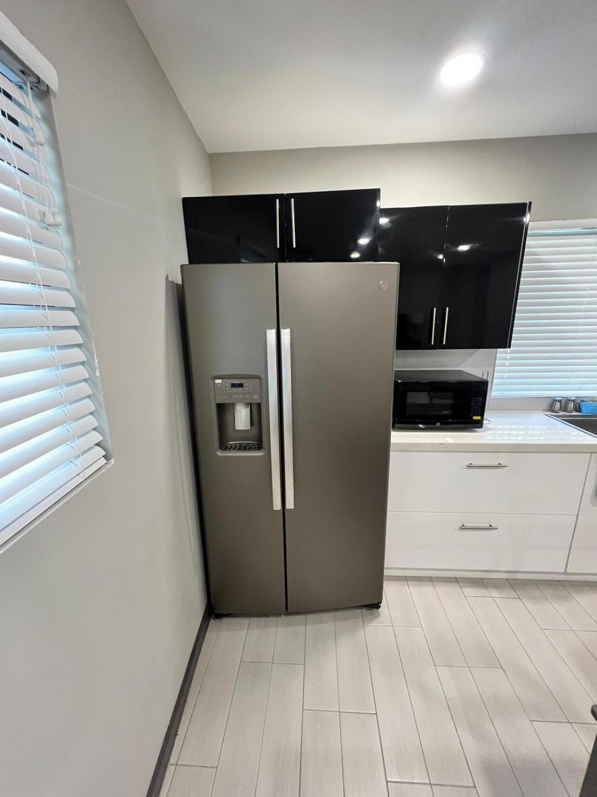 Hillsboro Condominiums Basseterre Bagian luar foto
