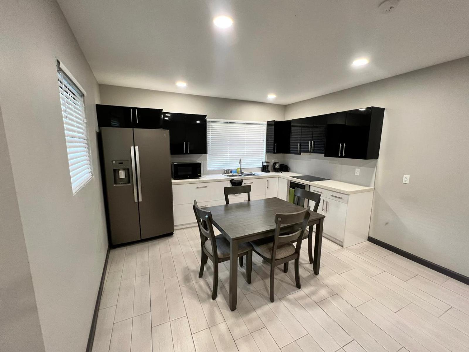 Hillsboro Condominiums Basseterre Bagian luar foto